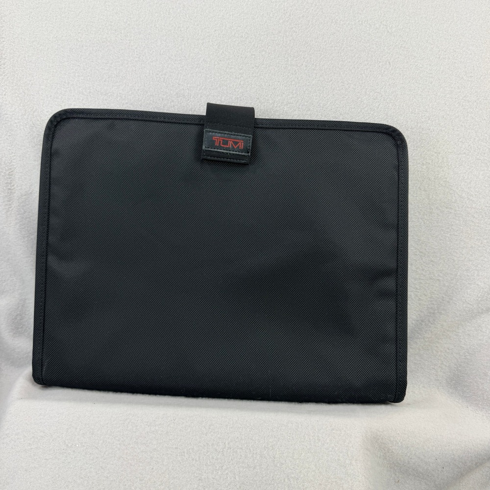 Tumi Black Ballistic Nylon Padded Laptop Sleeve Case 15 Inch Tech Bag